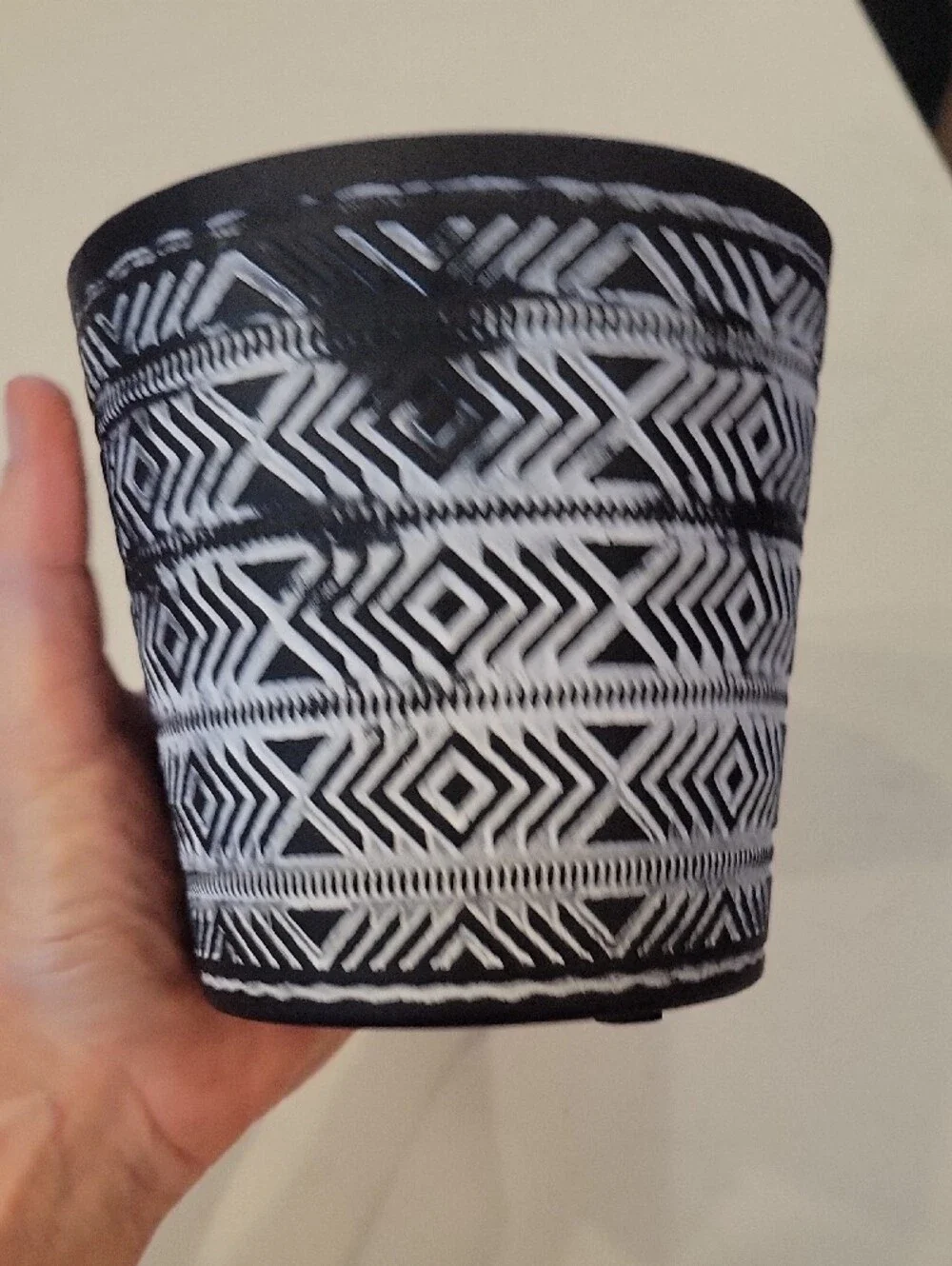 Target Distressed Black and White Ceramic  Geometric Pattern Vase